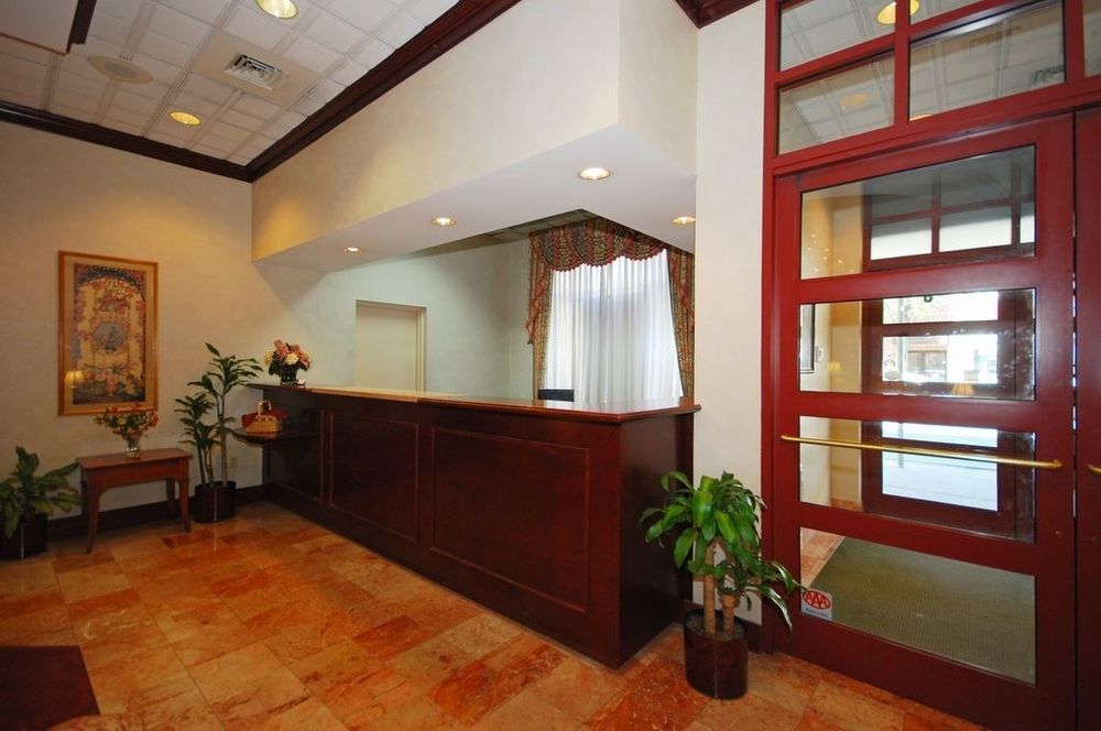 Clarion Hotel&Suites University-Shippensburg Interior foto