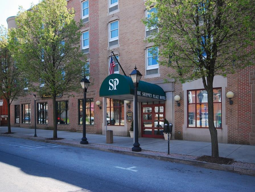Clarion Hotel&Suites University-Shippensburg Exterior foto