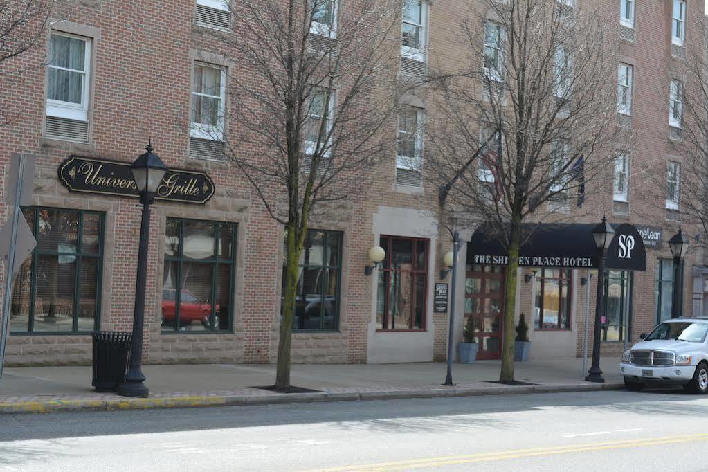 Clarion Hotel&Suites University-Shippensburg Exterior foto